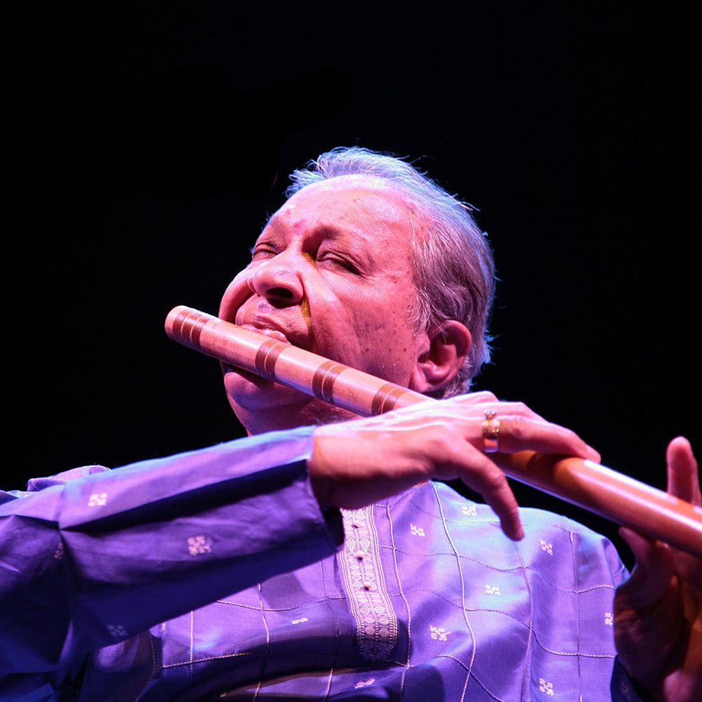 Alap-Hariprasad-Chaurasia-3-photo-Daniel-Zafir.jpeg