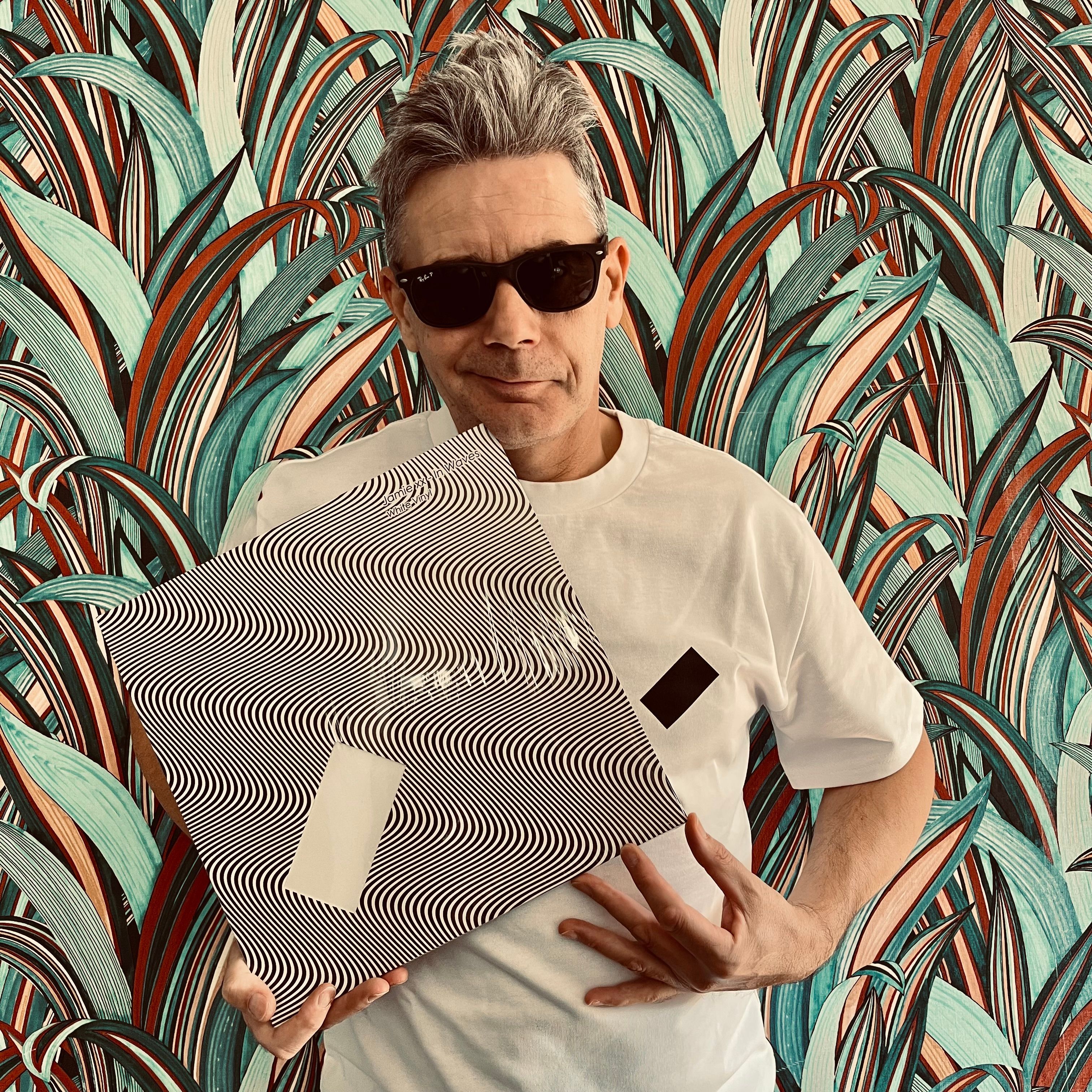 ManaManaUrbanVinyl.jpeg