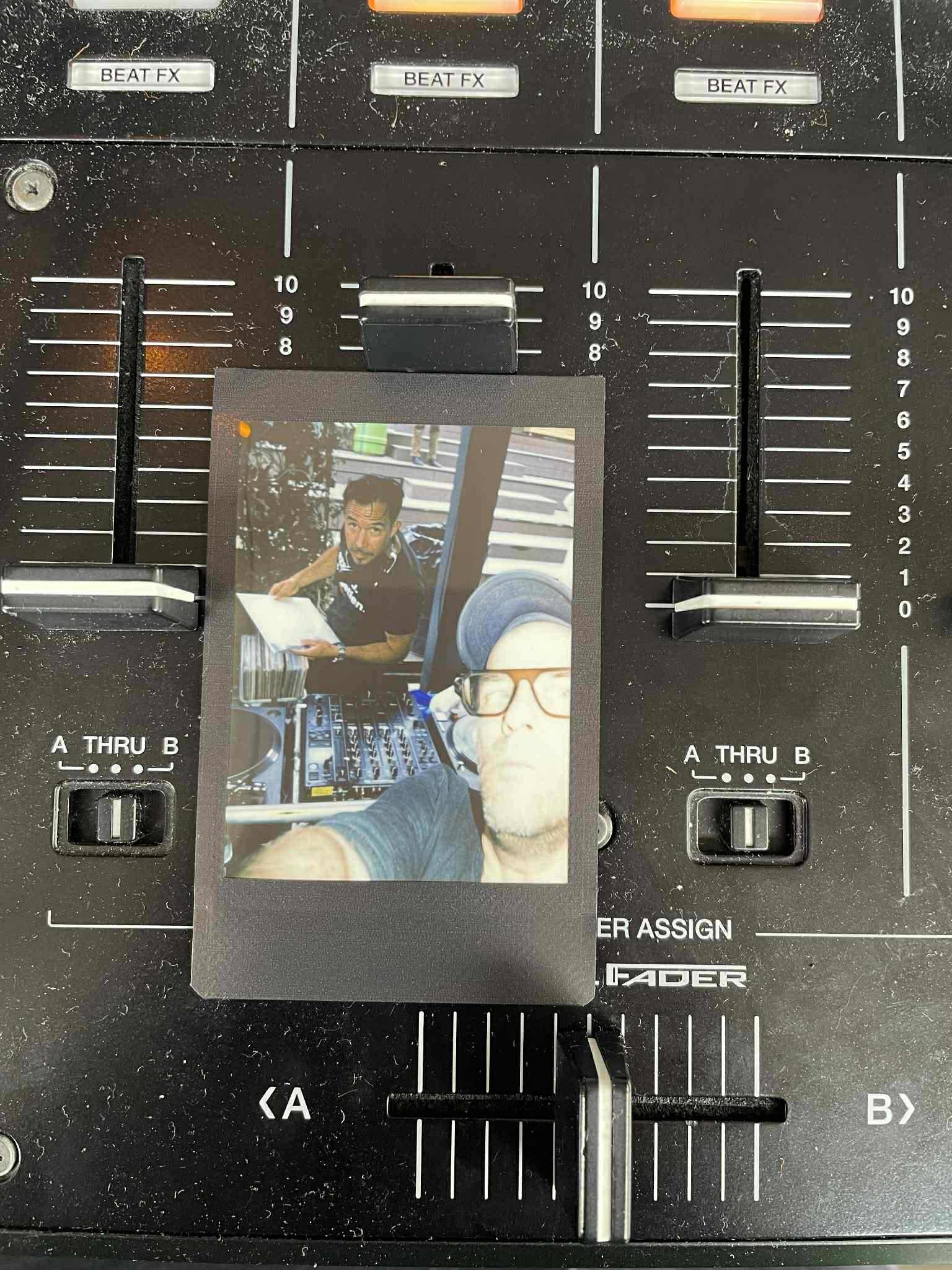 SZEB-Dj-Donnie-Jep-b2b-Nandesz-2025-10-25.jpeg