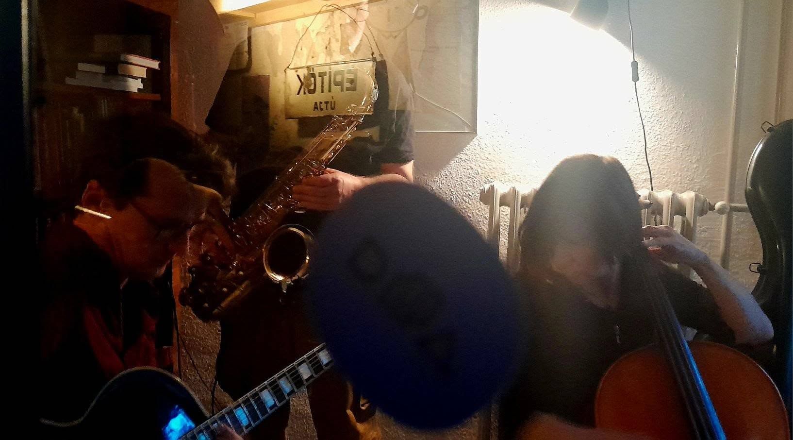 Tilos Bútorzene / Szélről: Szélről - Bejelentkezés Somogyfajszról + R.Á.T. koncert felvételek episode artwork