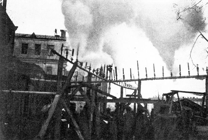 nw-avraamov_symphony_of_sirens_moscow_1923-664x448.jpeg