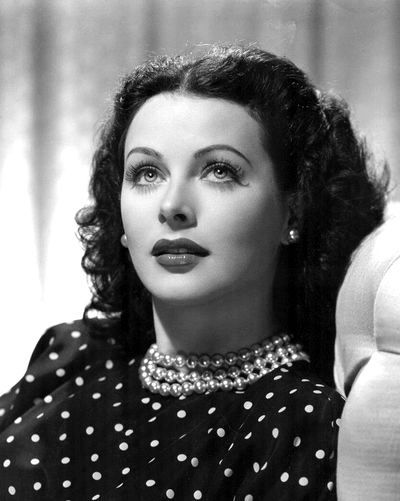 nw-hedy_lamarr_1944-400x501.jpeg