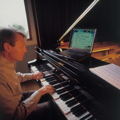 nw-jean-claud_risset_DuetForOnePianist-400x400.jpeg