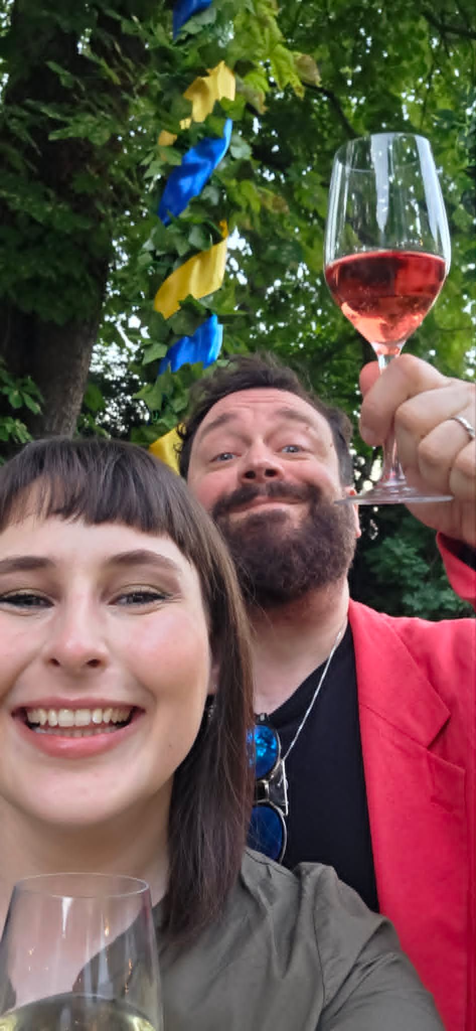 szahcs-260619-midsommar.jpeg
